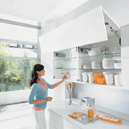 Lựa chọn giải pháp tối ưu - Chủ đề tay nâng tủ bếp